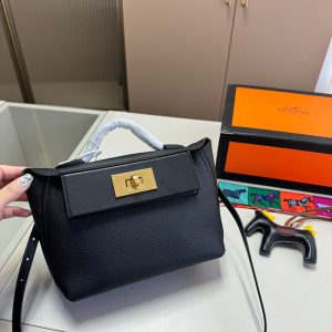 8.3"x3.9"x5.9" leather Handbag BB-921047
