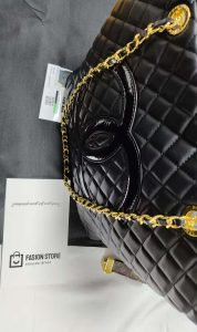 3 Colors 12.2"x11.8" Chain Leather Handbag BB-921035 photo review