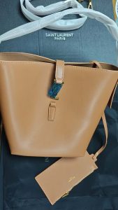 7.9"x9.8" Adjustable Strap leather Bucket bag BB-921042 photo review