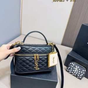 7.9"x5.1" Leather Woman's Handbag with Cosmetic mirror and small bag BB-921108