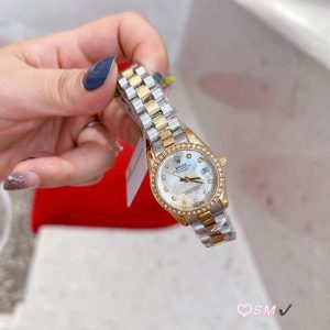 Classic Watch with Metal straps WB-7180011