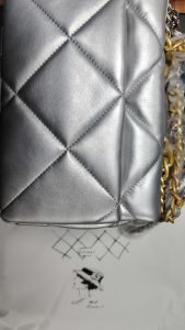 Genuine leather 2 Colors Size:9.8" Chains strap Messenger bag BB-921121 photo review
