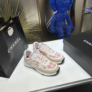 White&Pink