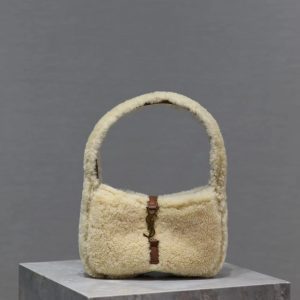 7.5"x4.5"x1.8" Cashmere Handbag BB-921169