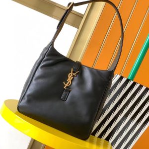 Fashion 9.1"x8.7"x3.3" Leather Handbag BB-921170