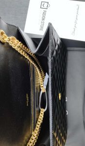 Vintage 12.2"x8.7"x3.0" Leather Chains Handbag BB-921167 photo review