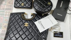 Black Squares Bags Set-Size 13.0"x11.0"x4.3", 7.1"x7.1"x1.6", 7.5"x3.9" BB-921263 photo review
