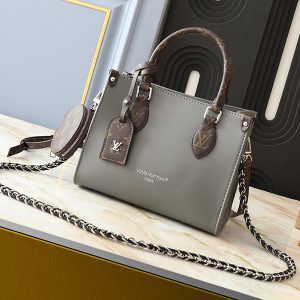 2 Colors 9.8"x4.3"x7.5" Leather Chains Totebag with Charm Small Round pocket Adjustable Strap BB-921507