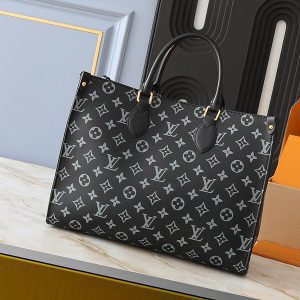 Fashion Big: 13.8"x10.6"x5.5" Small: 9.8"x7.5"x4.5" Strap Leather Totebag BB-921549