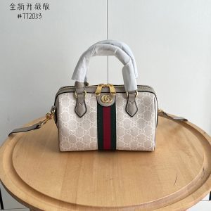 Size 5.5"x8.5"x4.5" Leather Handbag with Adjustable Strap BB-921661
