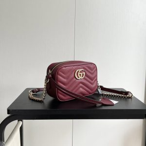 Size 7.1"x4.7"x2.4" Wine Red Leather Handbag with Strap Chains BB-921688