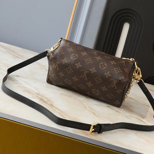 Size 8.9"x5.1"x5.1" Brown Leather Black Lining Handbag With Adjustable Strap Chains BB-921614