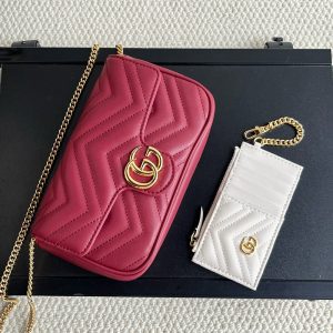 Genuine leather Size 8.3"x4.7"x2.0" Chains Red Messenger bag with White Card holder BB-921660