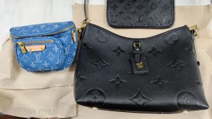 8 Colors Size11.4*9.4*4.7"  Embossing Leather handbag with Square pocket Charm BB-921601 photo review