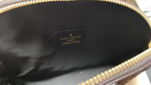 Leather 4.9"x6.9"x2.4" Chains Handbag with Adjustable Strap BB-921519 photo review
