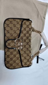 Size 10.2"x5.9"x2.8" magnetic snap Messenger bag BB-921323 photo review