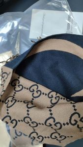 Size 10.0"x6.7"x5.1" Brown Totebag with Strap Charm BB-921708 photo review