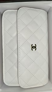 Genuine leather 4 Colors Size 7.9"x1.6"x3.9" Chains Messenger bag BB-921778 photo review