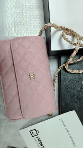 Genuine leather 4 Colors Size 7.9"x1.6"x3.9" Chains Messenger bag BB-921778 photo review