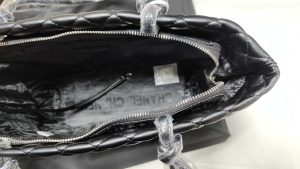 Size:11.0"x9.1" Squares Leather Totebag BB-921790 photo review