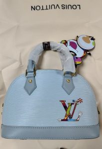 New Size 9.3"x6.9"x4.5" Lock Leather Handbag With Strap BB-928086 photo review