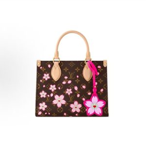 New Big: 11.4"x9.4"x4.7" Small: 9.8"x7.5"x4.5" Leather Red Lining Totebag BB-928078
