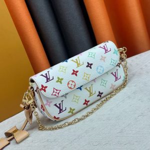 New Size16x10x7.5cm Chains Messenger bag BB-928098