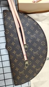 3 Colors Fashion 14.6*7.5" folding fan HandBag BB-921860 photo review