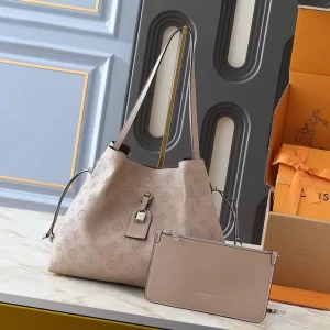 Size16.9x13.2x6.7in Leather Woman's Handbag with small pocket BB-16031