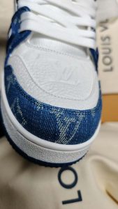 Top Quality Embossed leather 3cm Platform Casual Shoes LX-872540 photo review