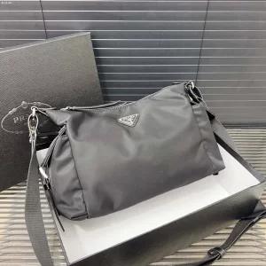 Canvas &Silver