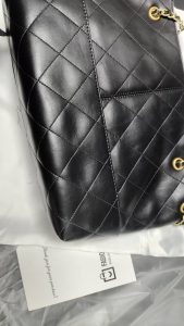 Sheepskin leather Size36x24x12cmChains Handbag with chains photo review