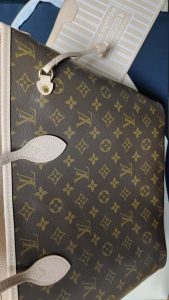 Genuine leather Big:12.2*11.0*5.5" Small:9.8*6.3*3.9" Woman's Handbag with a small pocket BB-921946 photo review