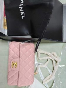 Small Genuine leather (16Colors) Size20cm Squares woman's Handbag with chains BB-921975 photo review