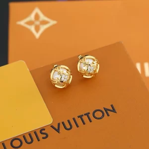 Minimalist Pearls Earrings ED-931315