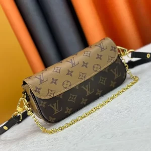 Fashion 23.5x12x4.3cm Genuine Leather Chains Cluth bag(2Colors) BB-661001