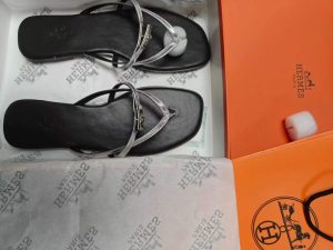 Fashion Genuine Leather 1cm Heel Flip-flops(16 Colors) LX-669061 photo review